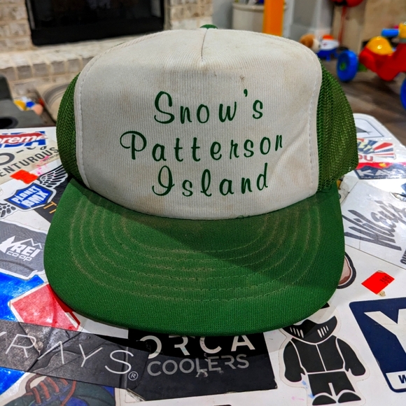 KAP. II Other - Vintage Snow's Patterson Island Trucker Hat